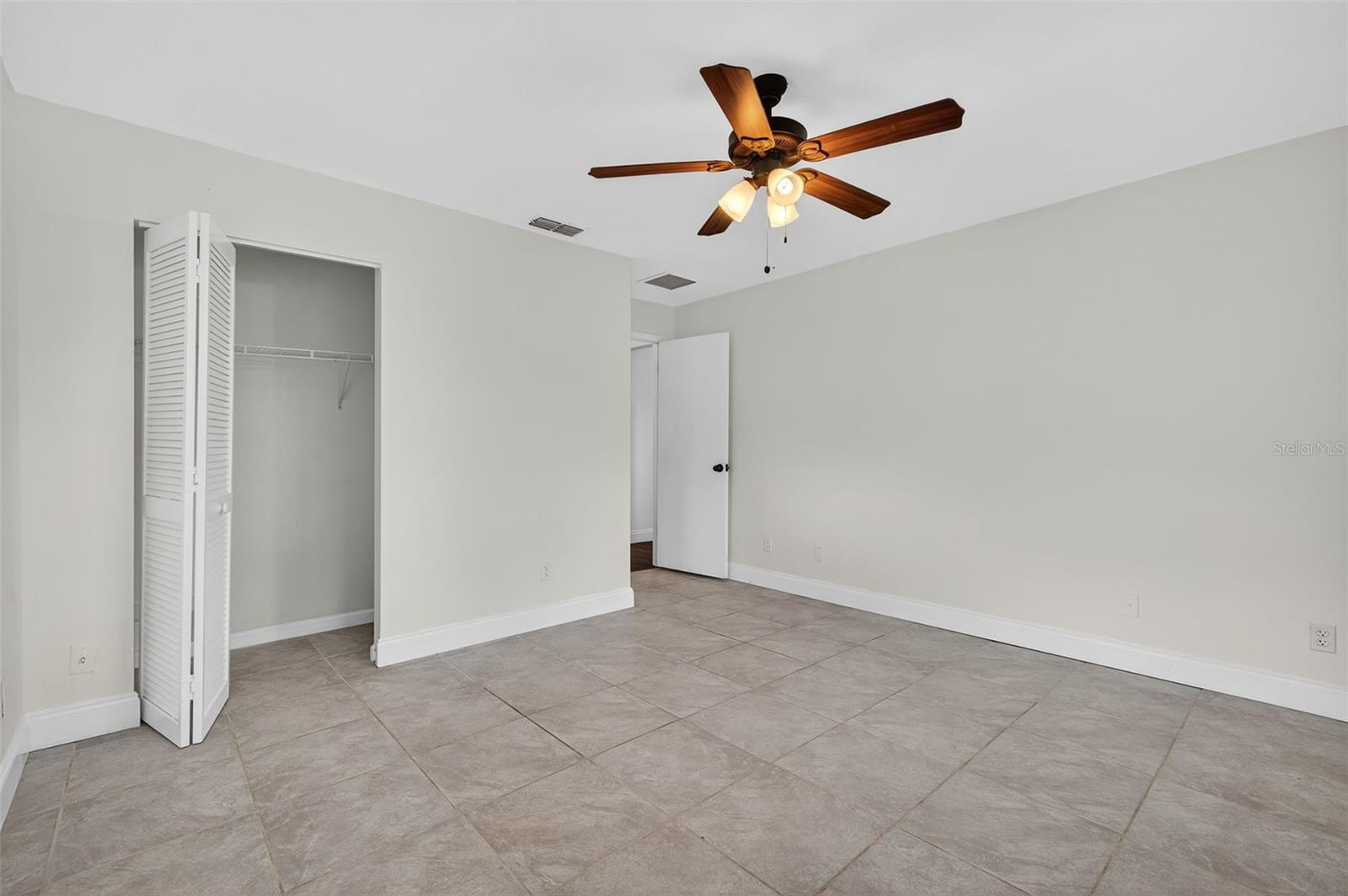 Image 19 of 34 For 5903 Chicory Court