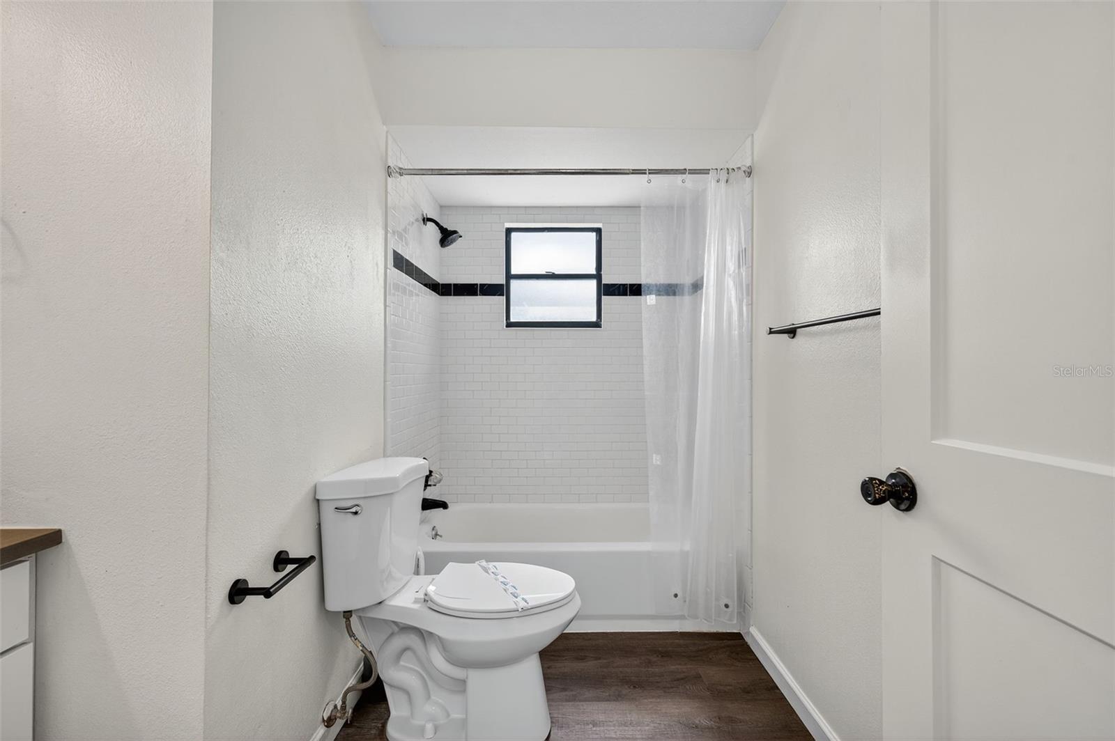 Image 21 of 34 For 5903 Chicory Court