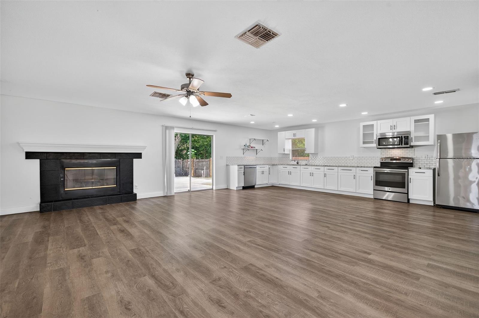 Image 6 of 34 For 5903 Chicory Court