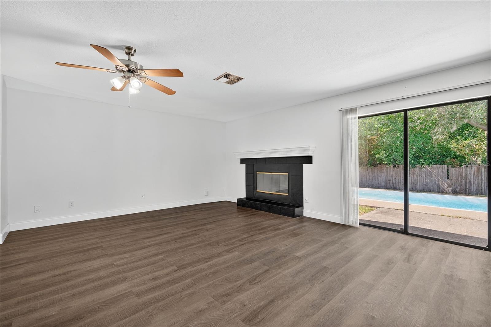 Image 7 of 34 For 5903 Chicory Court