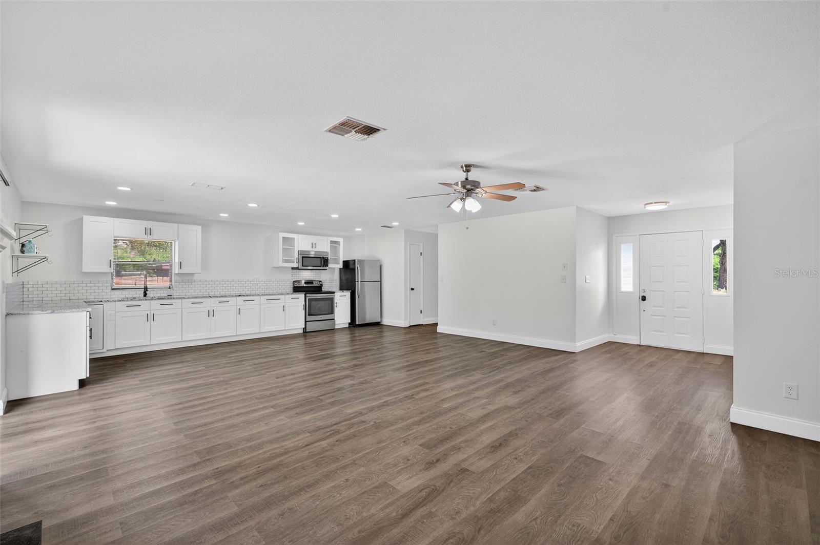 Image 9 of 34 For 5903 Chicory Court