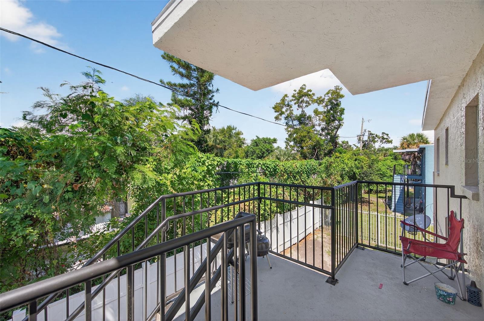 Image 24 of 26 For 1771 Russell Street S 3