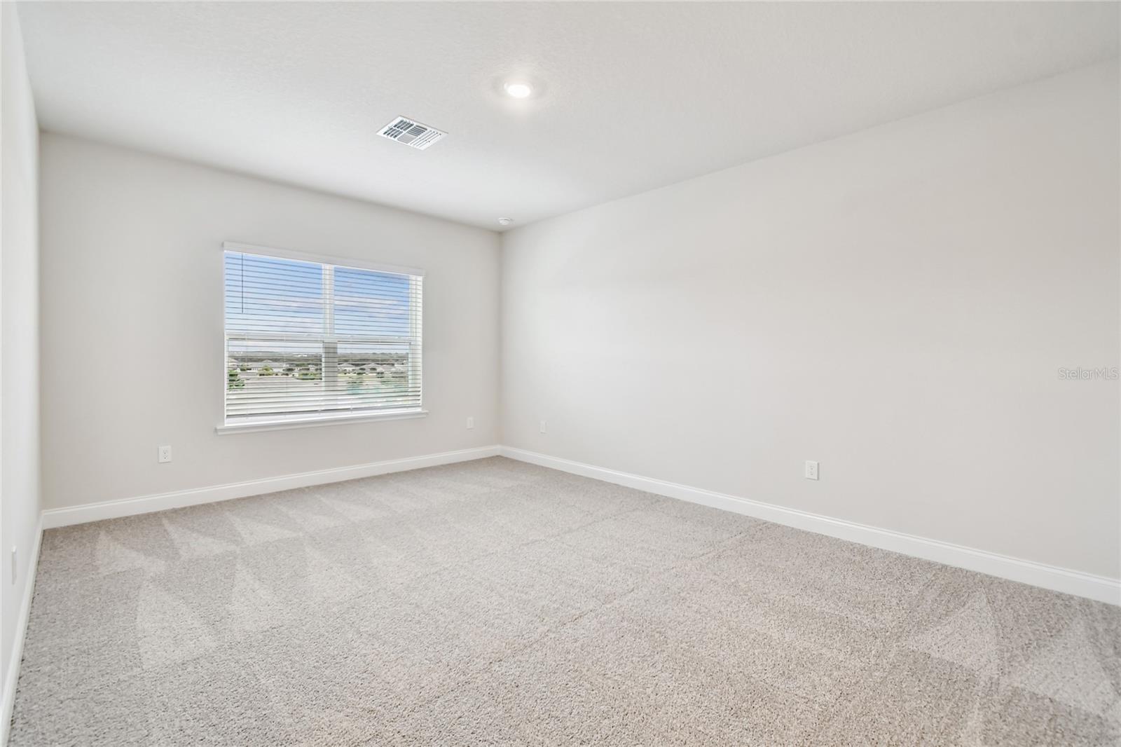 Image 17 of 43 For 17024 Cercis Loop