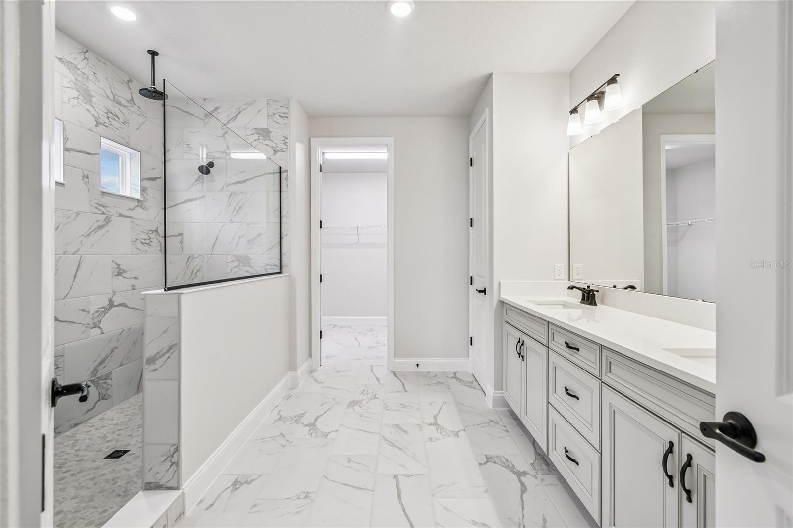 Image 20 of 43 For 17024 Cercis Loop