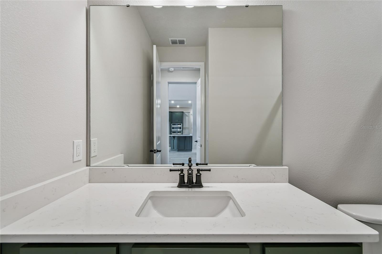 Image 31 of 43 For 17024 Cercis Loop