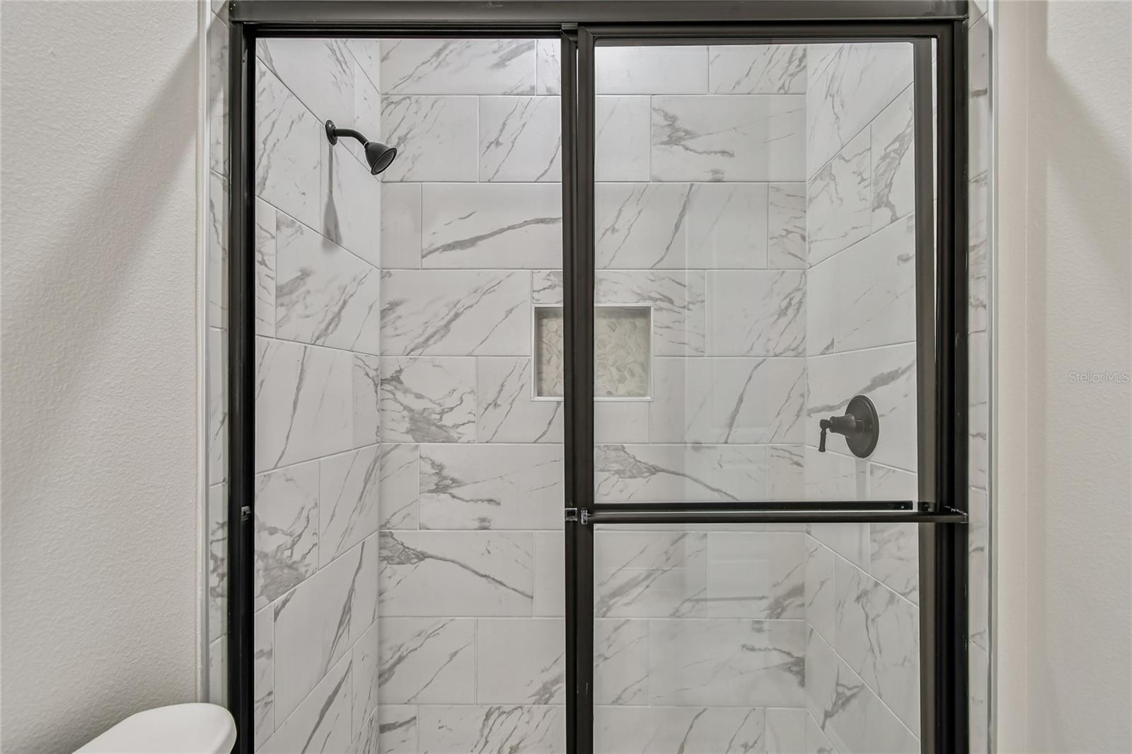 Image 32 of 43 For 17024 Cercis Loop