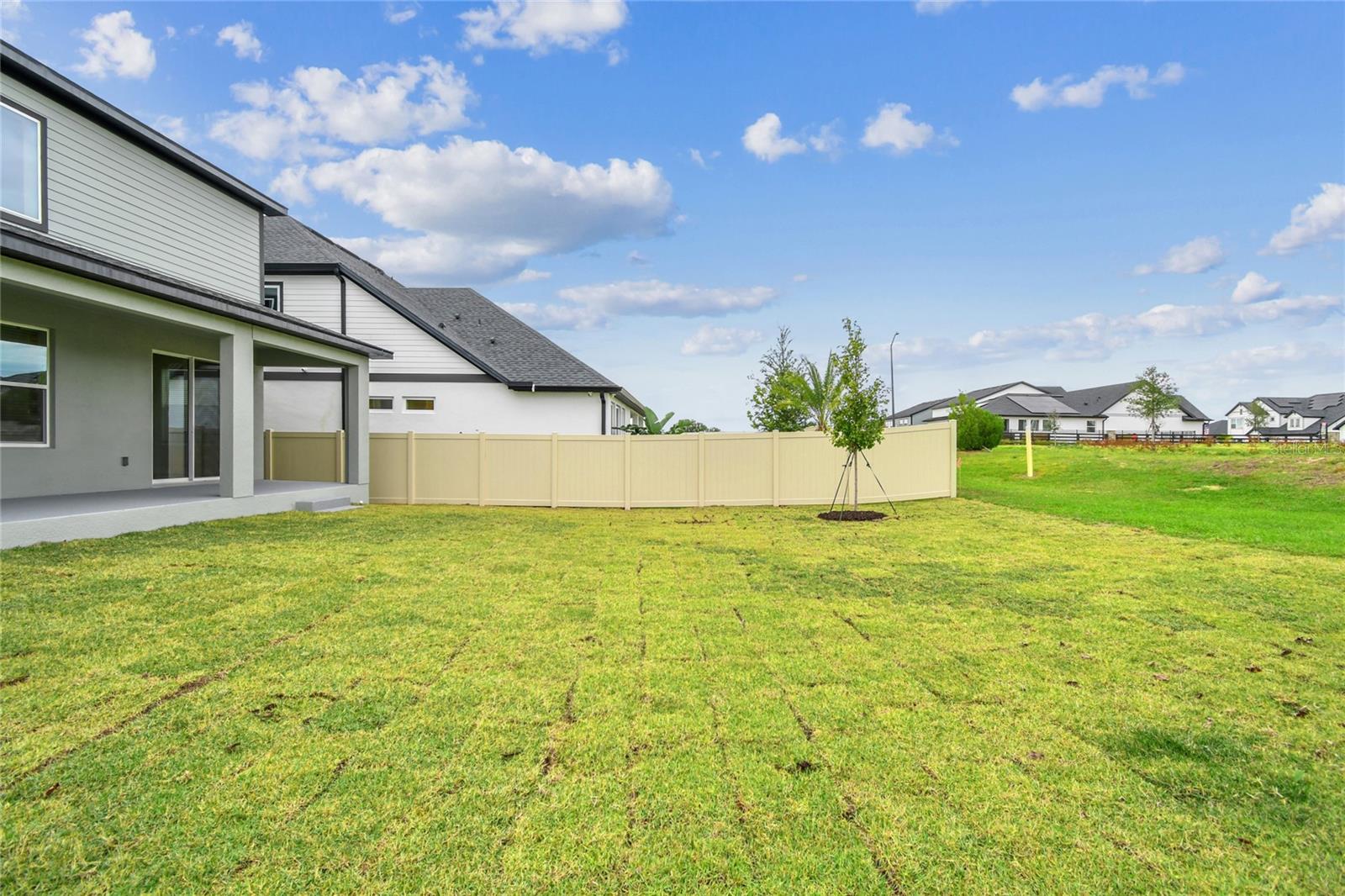 Image 43 of 43 For 17024 Cercis Loop