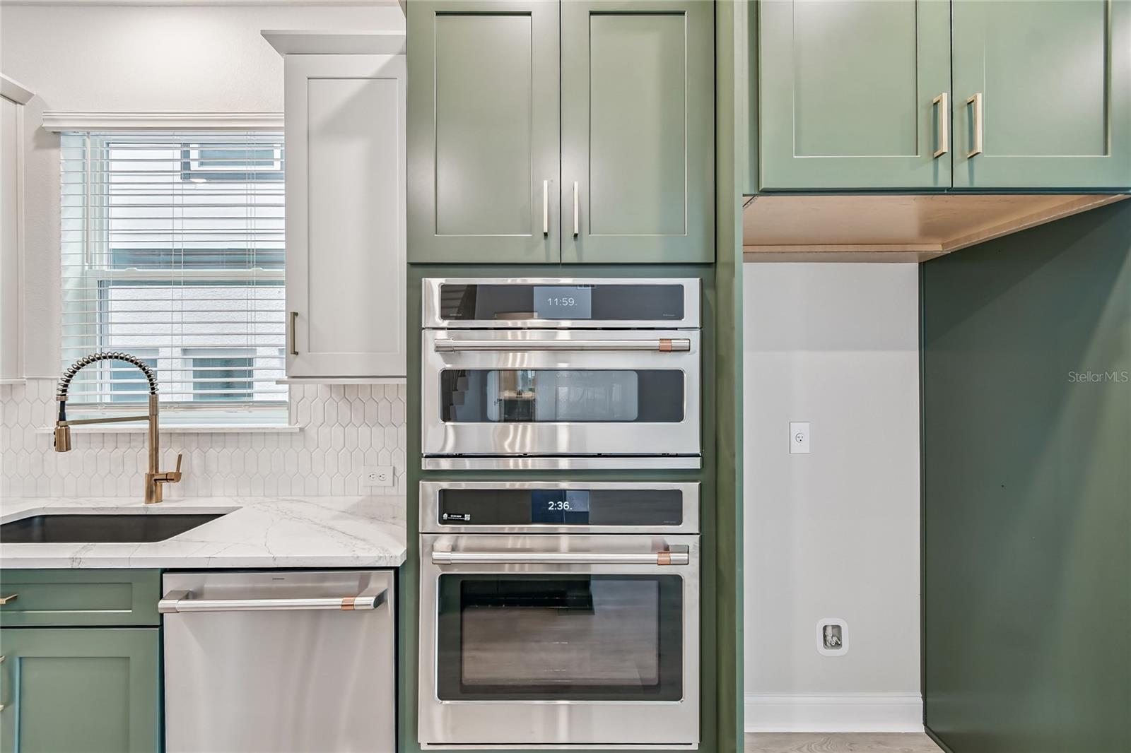 Image 5 of 43 For 17024 Cercis Loop