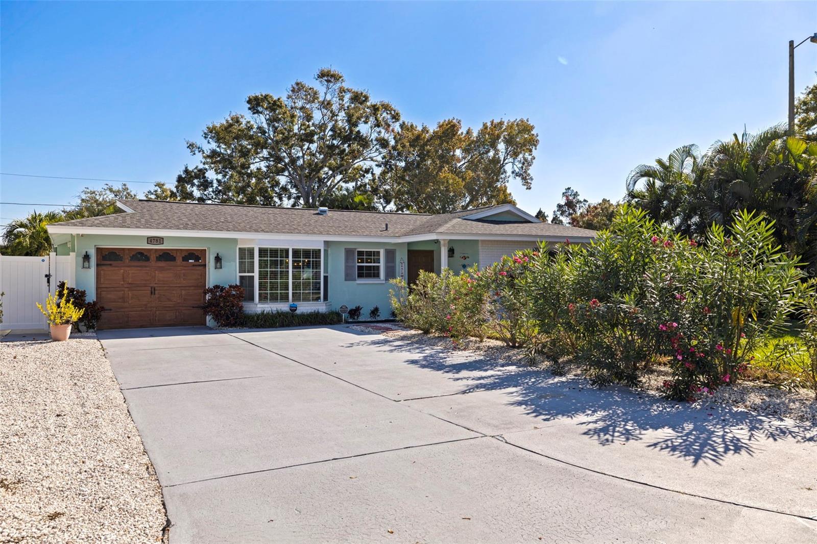 Image 4 of 47 For 4781 97th Way N