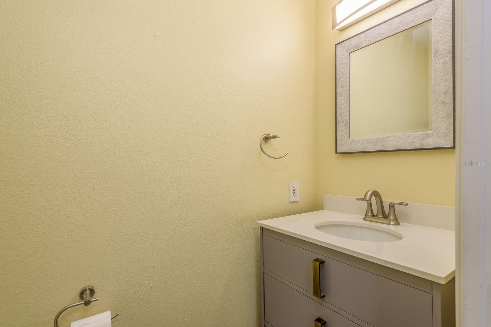 Image 19 of 40 For 2215 Andover Circle