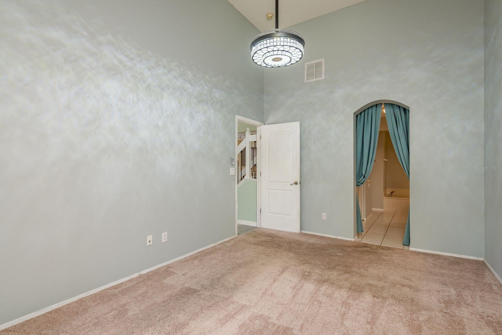 Image 22 of 40 For 2215 Andover Circle