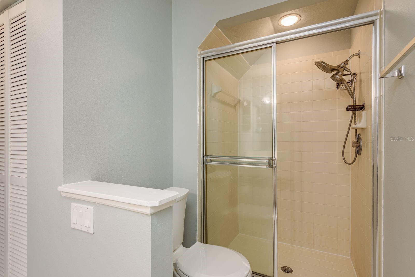 Image 24 of 40 For 2215 Andover Circle