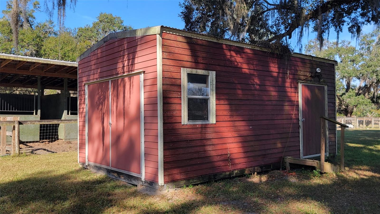 Image 16 of 90 For 11419 Old Crystal River Road