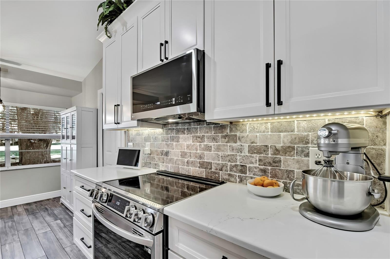 Image 41 of 90 For 11419 Old Crystal River Road