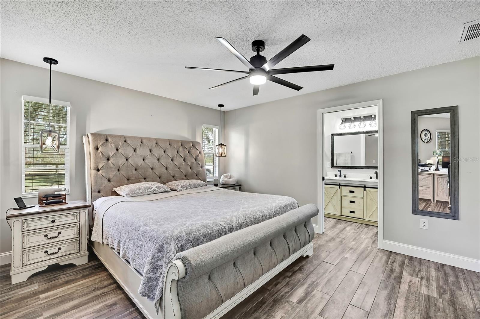 Image 46 of 90 For 11419 Old Crystal River Road