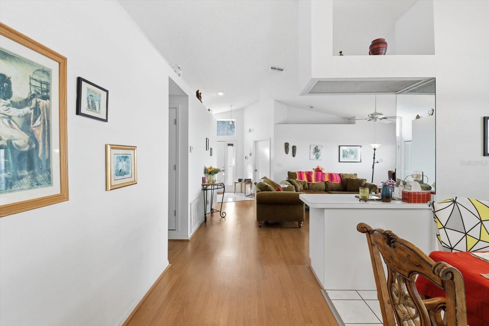 Image 12 of 44 For 1046 Castille Drive