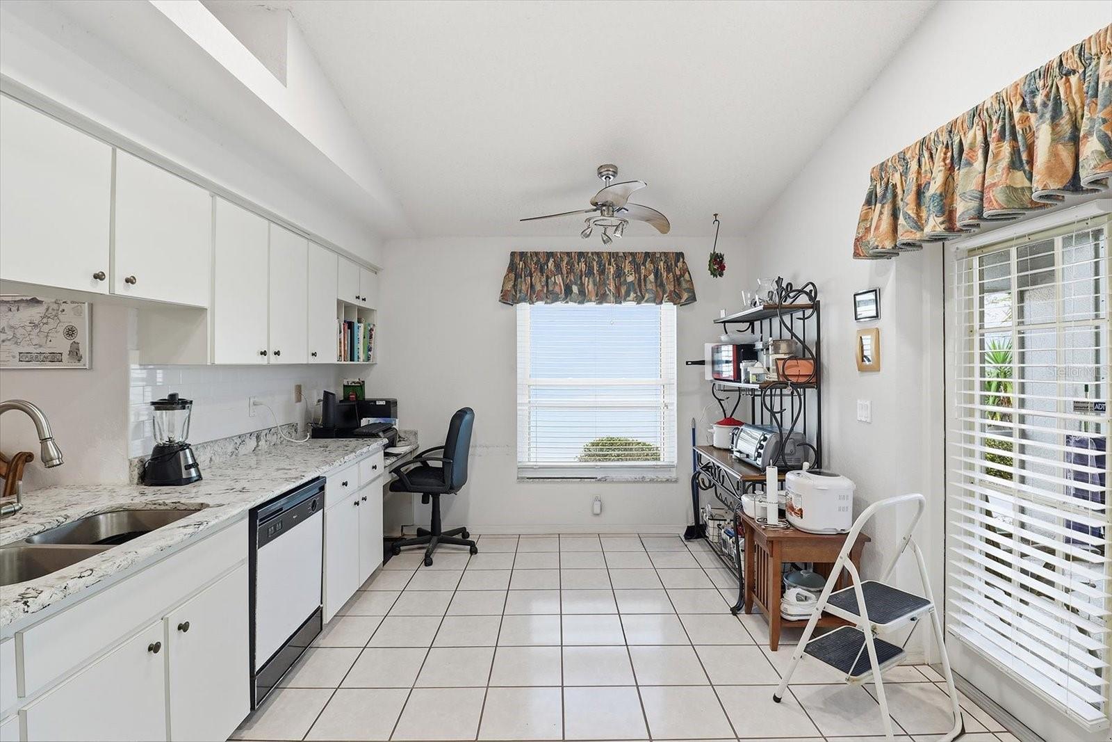 Image 15 of 44 For 1046 Castille Drive