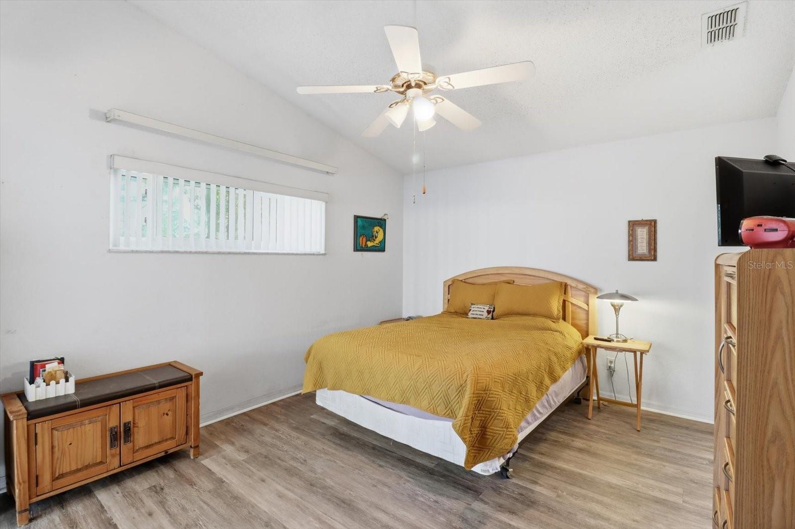 Image 19 of 44 For 1046 Castille Drive