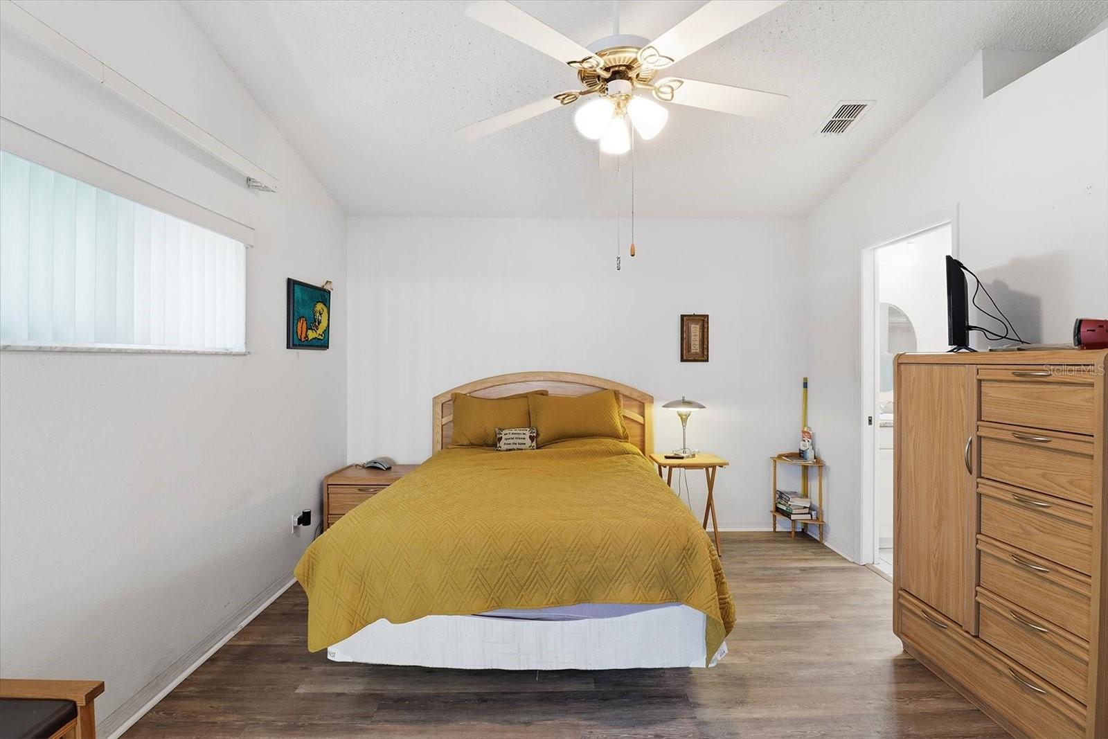 Image 20 of 44 For 1046 Castille Drive