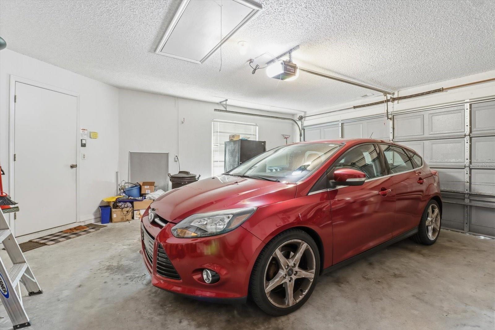 Image 30 of 44 For 1046 Castille Drive