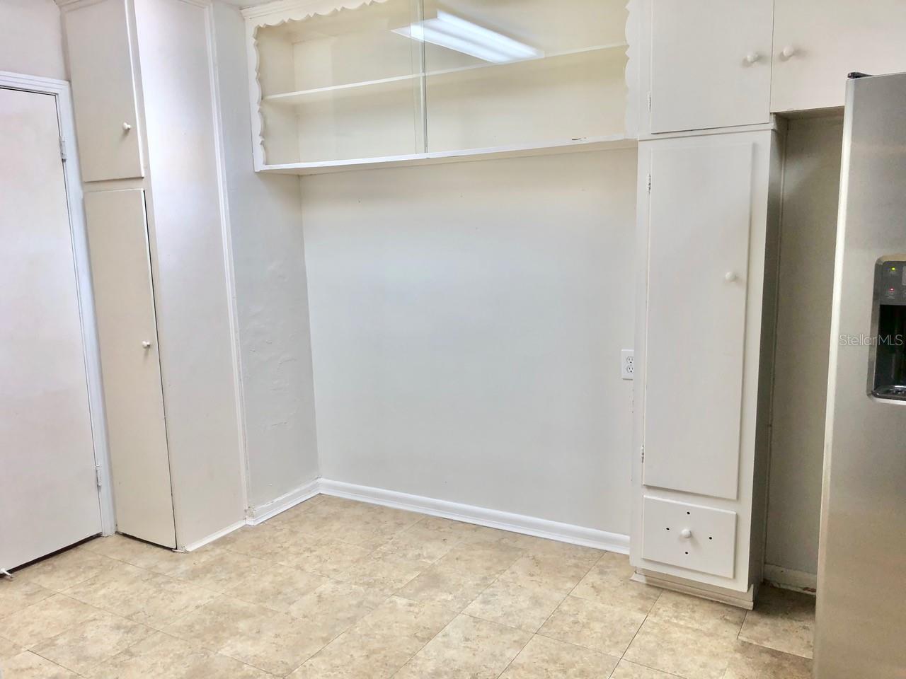 Image 11 of 42 For 1310 Woodlawn Avenue