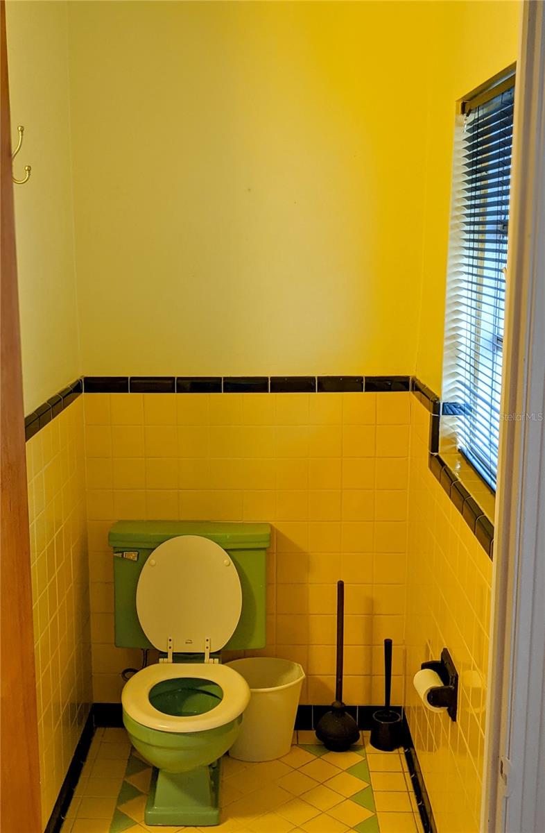 Image 25 of 42 For 1310 Woodlawn Avenue