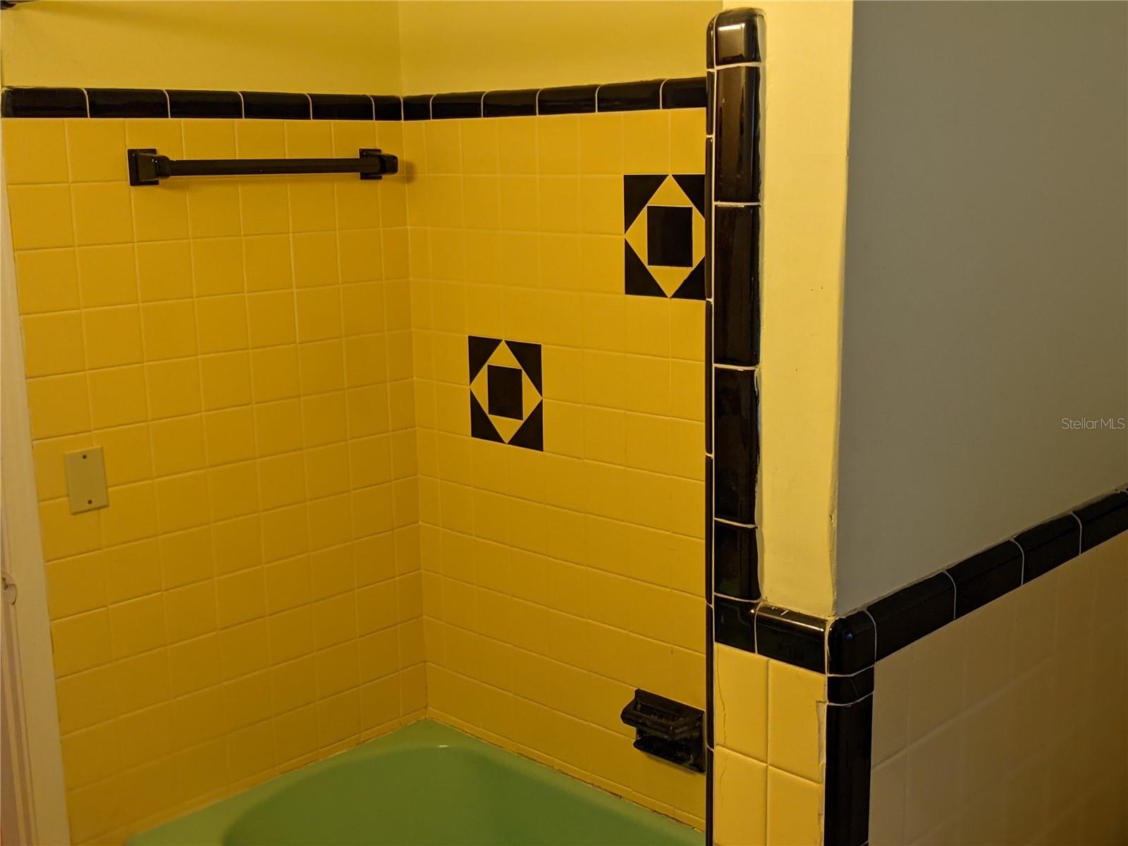 Image 26 of 42 For 1310 Woodlawn Avenue