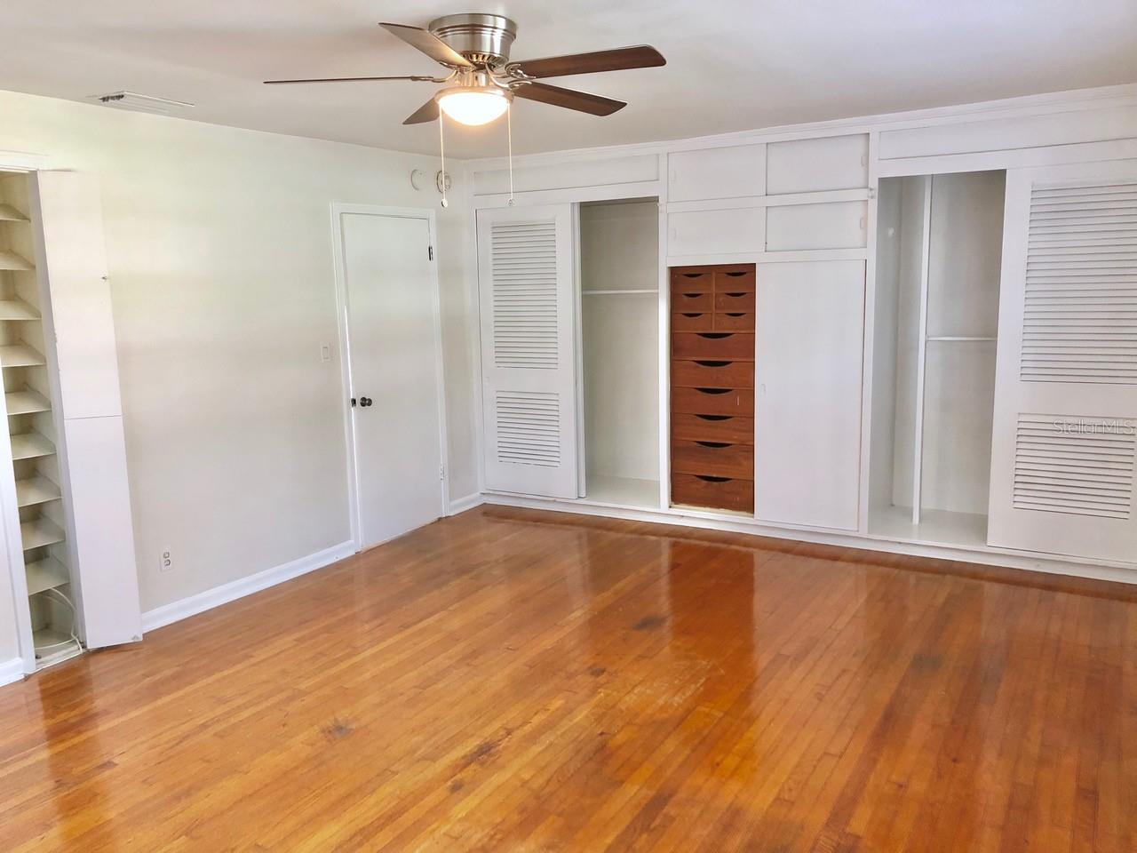 Image 4 of 42 For 1310 Woodlawn Avenue