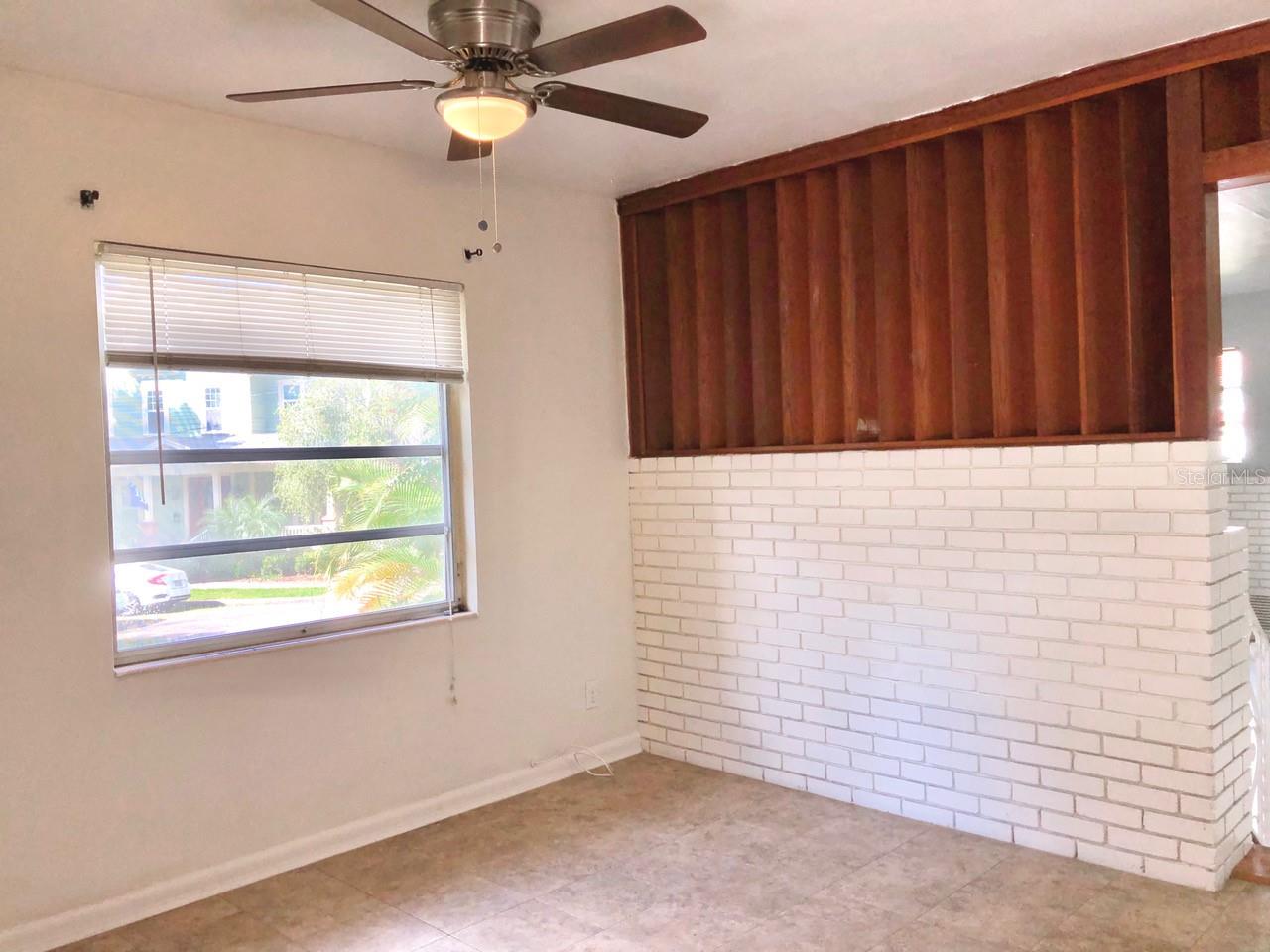 Image 6 of 42 For 1310 Woodlawn Avenue