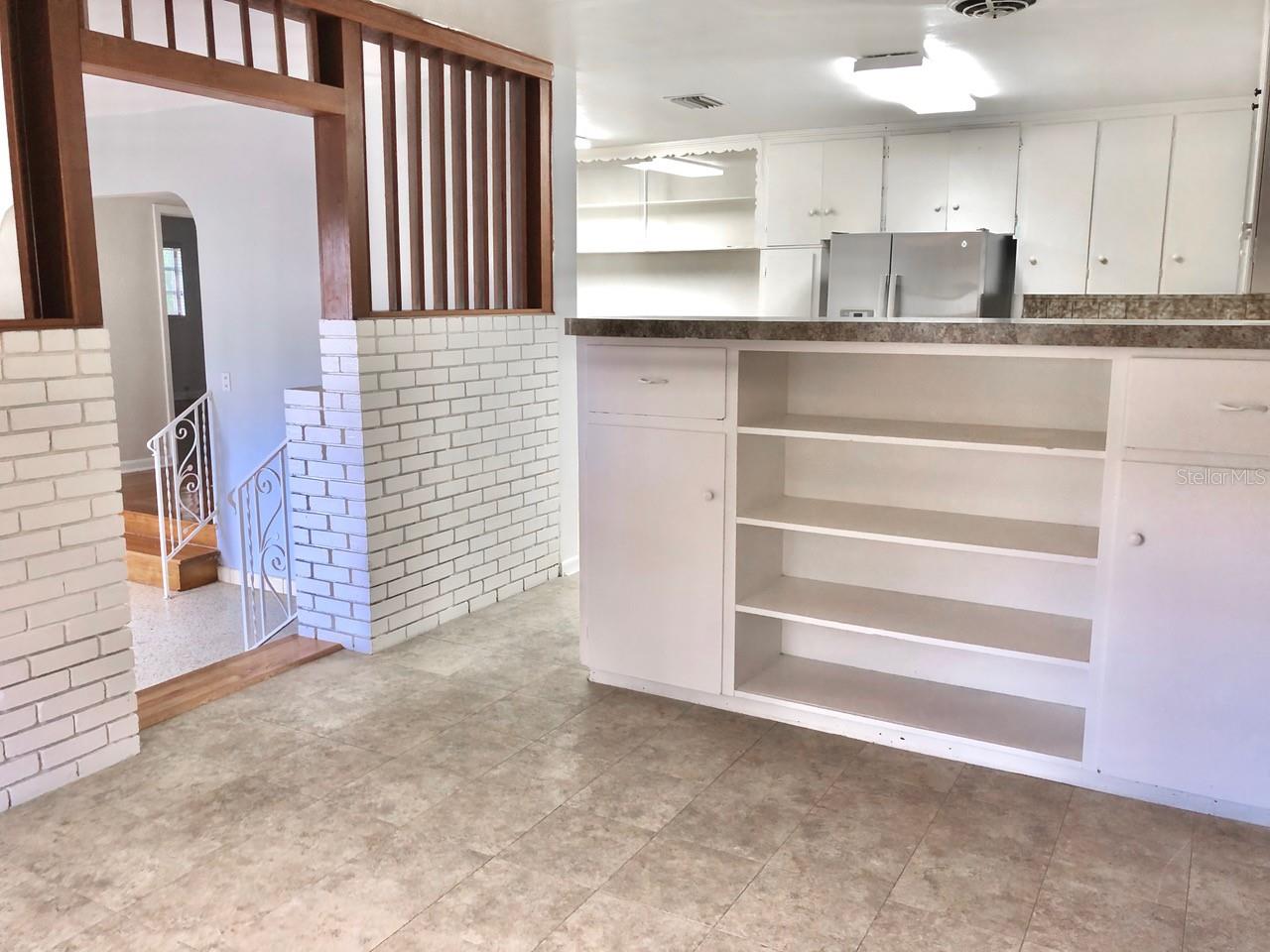 Image 7 of 42 For 1310 Woodlawn Avenue