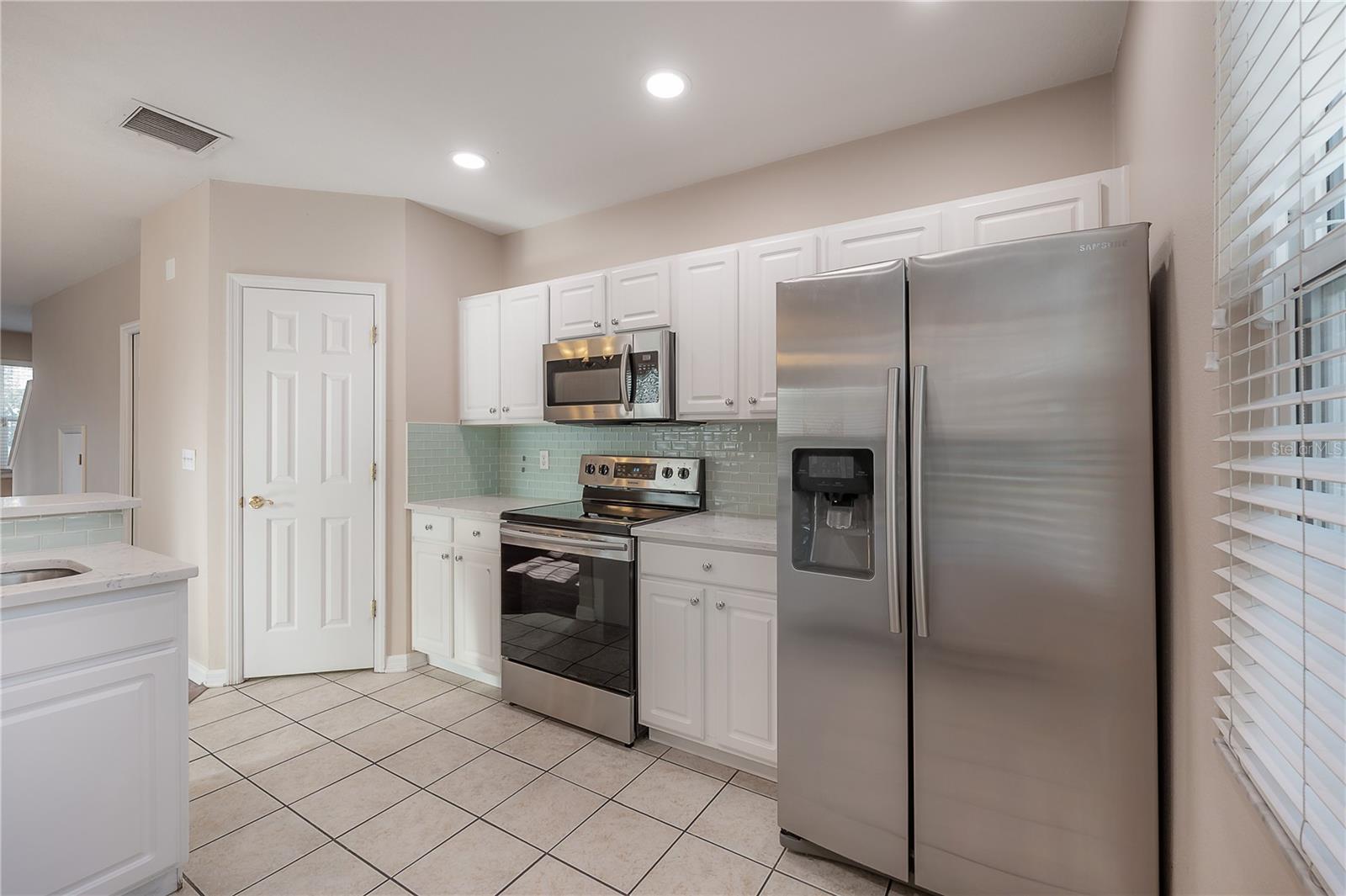 Image 11 of 30 For 4930 Elizabeth Anne Circle