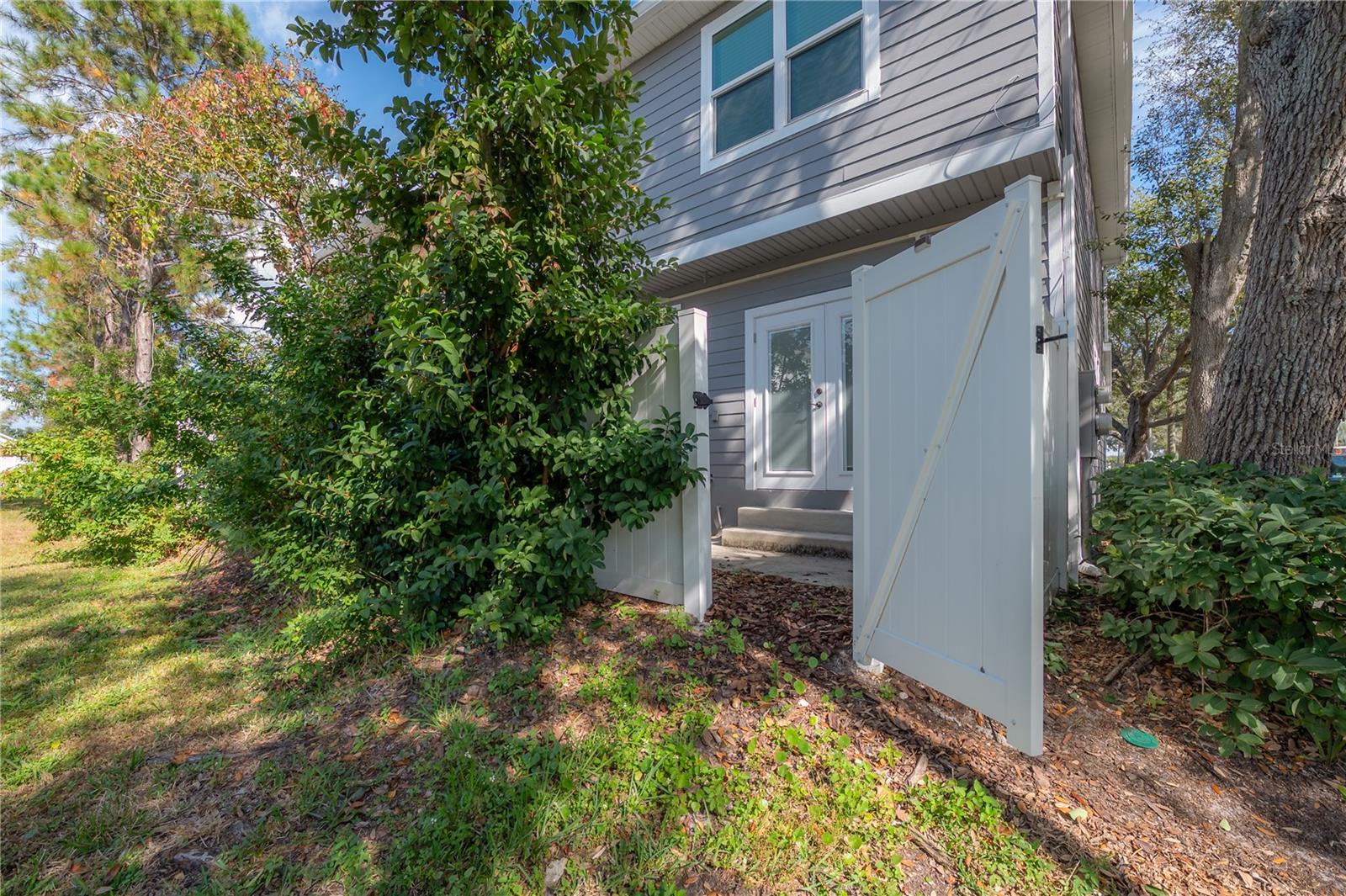 Image 16 of 30 For 4930 Elizabeth Anne Circle