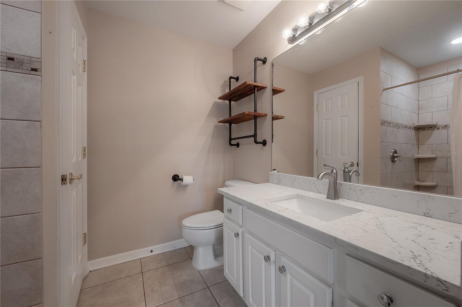 Image 22 of 30 For 4930 Elizabeth Anne Circle