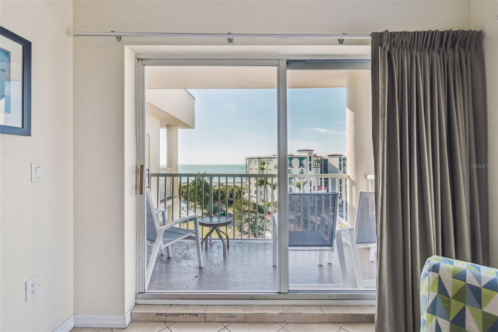 Image 21 of 61 For 12000 Gulf Boulevard 604n