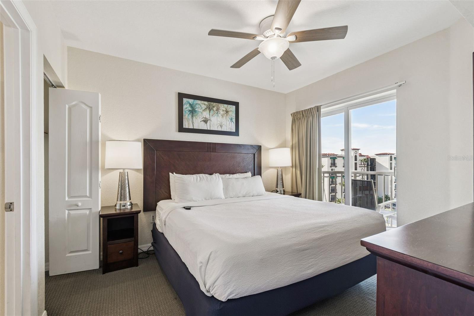 Image 24 of 61 For 12000 Gulf Boulevard 604n