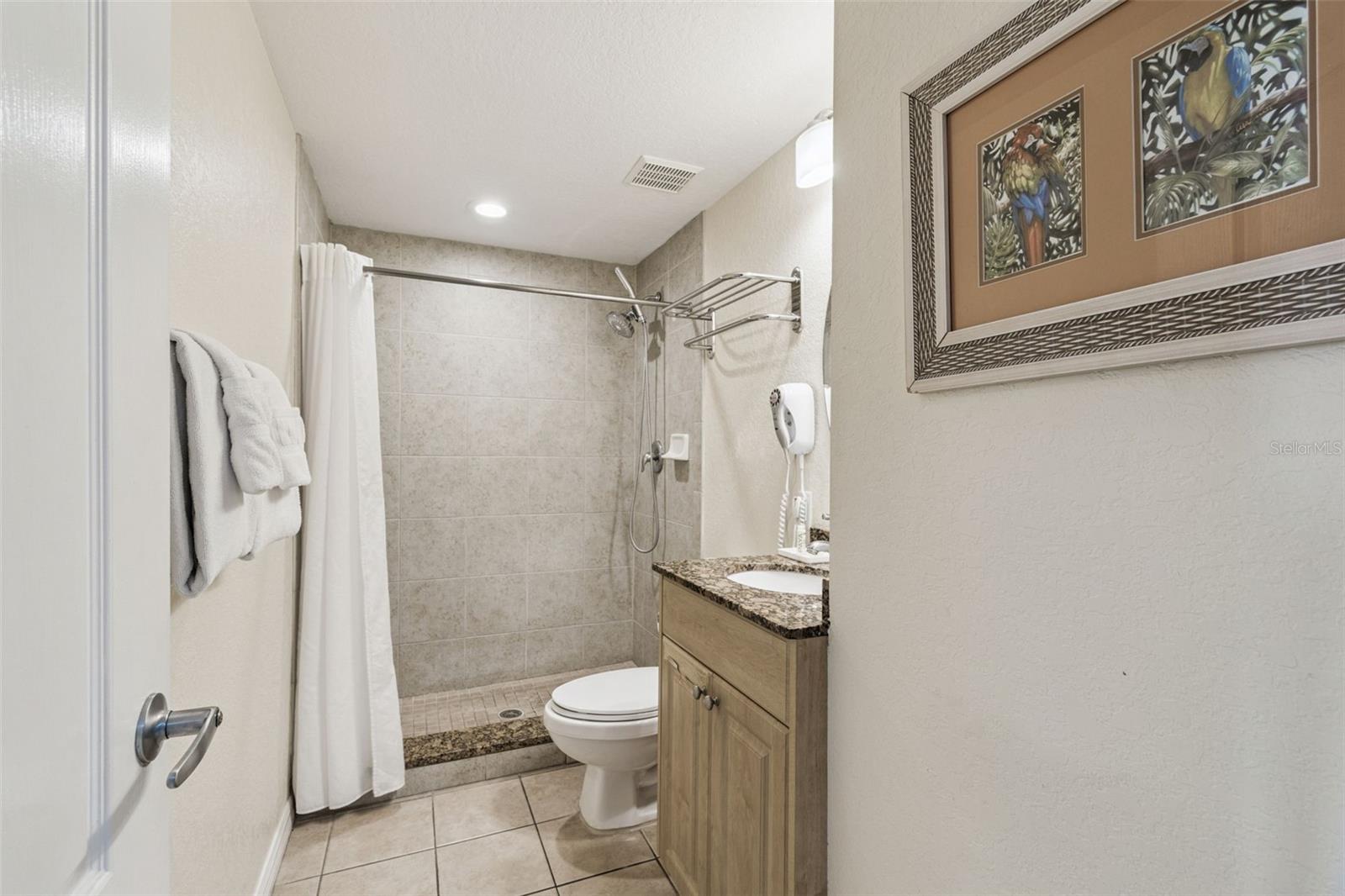 Image 35 of 61 For 12000 Gulf Boulevard 604n