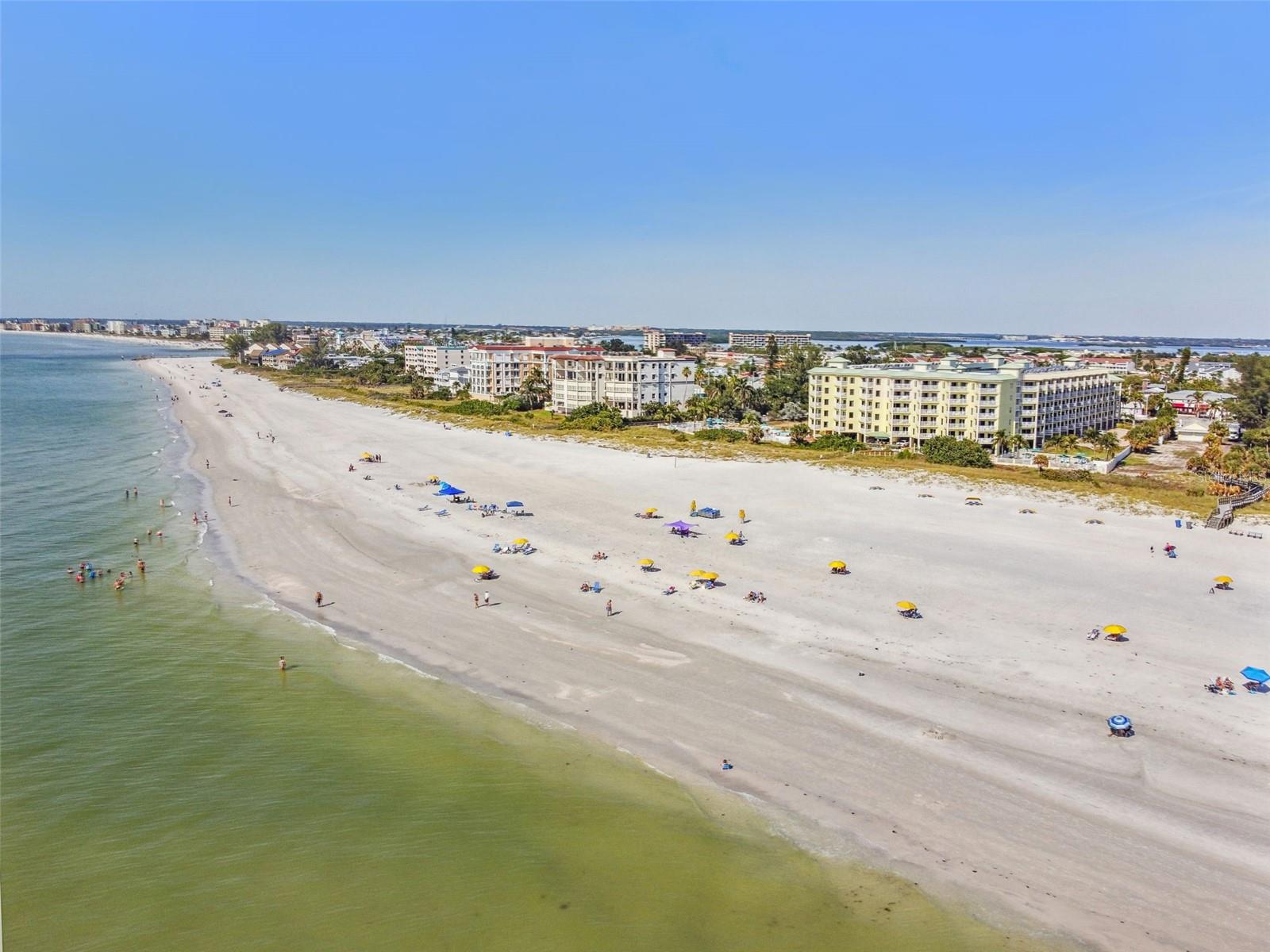 Image 42 of 61 For 12000 Gulf Boulevard 604n