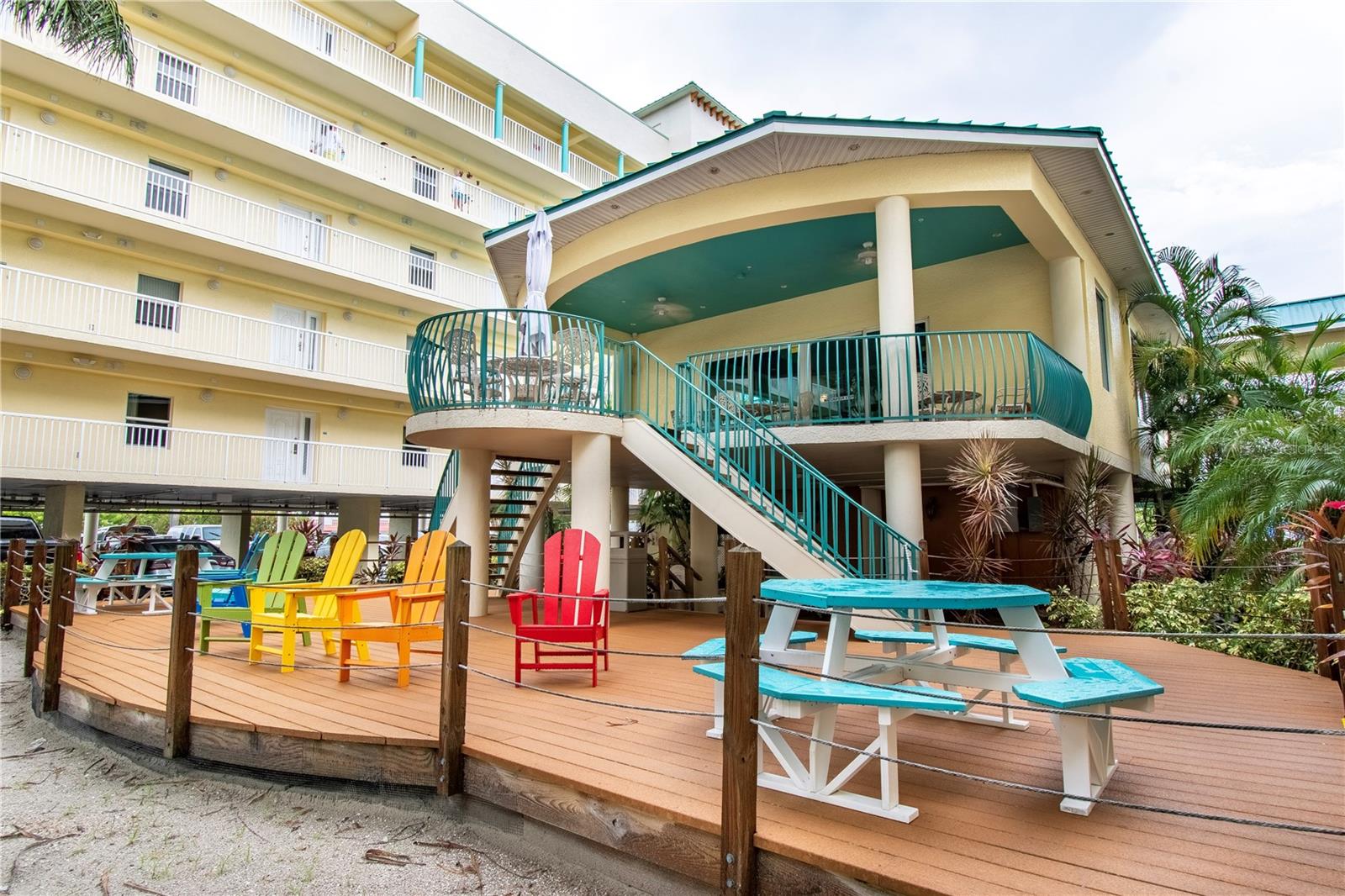 Image 46 of 61 For 12000 Gulf Boulevard 604n