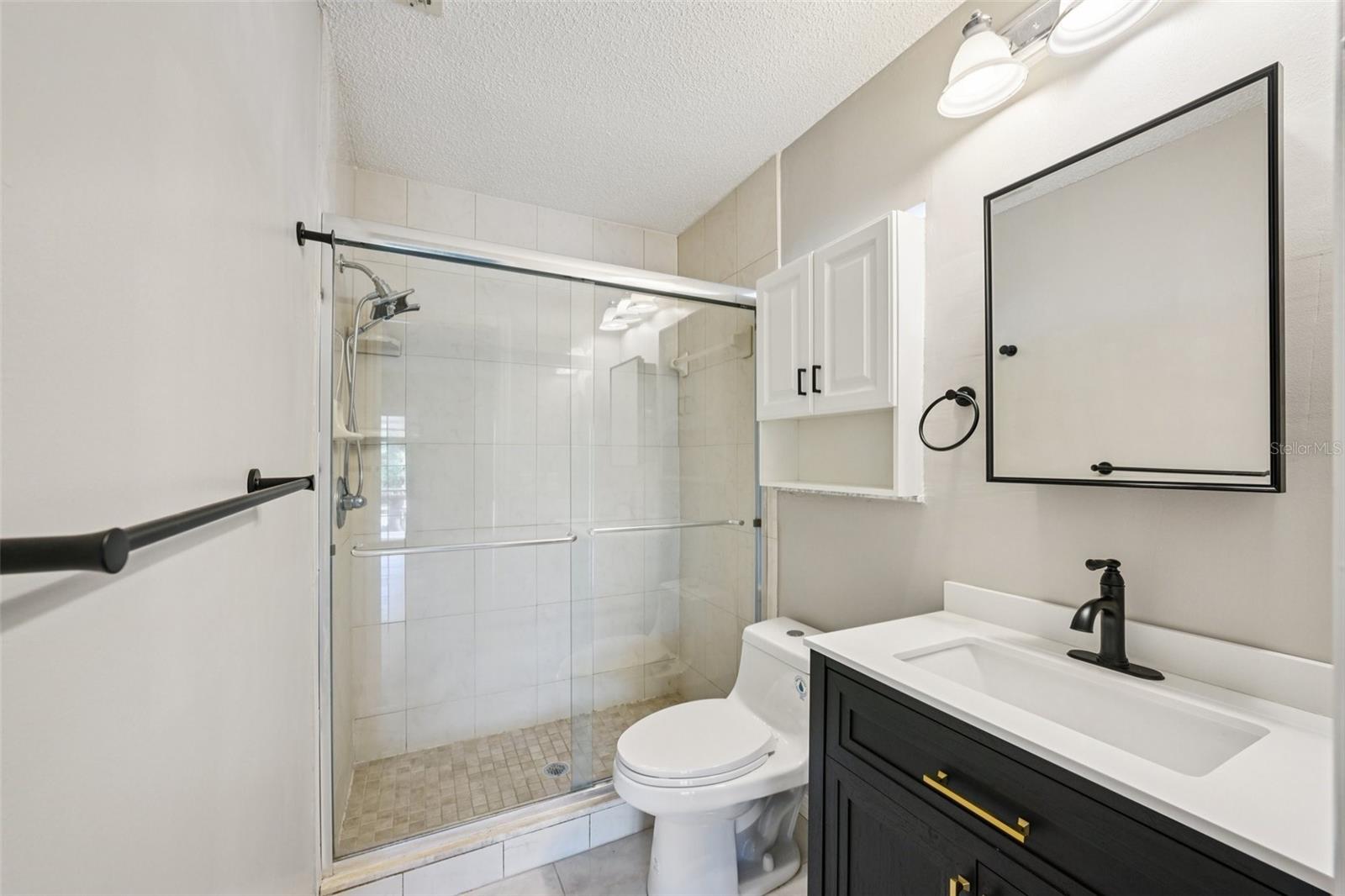 Image 11 of 24 For 9909 San Diego Way