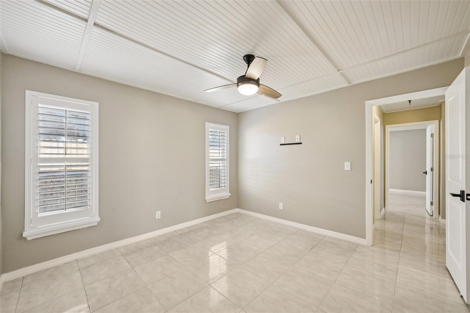 Image 18 of 24 For 9909 San Diego Way