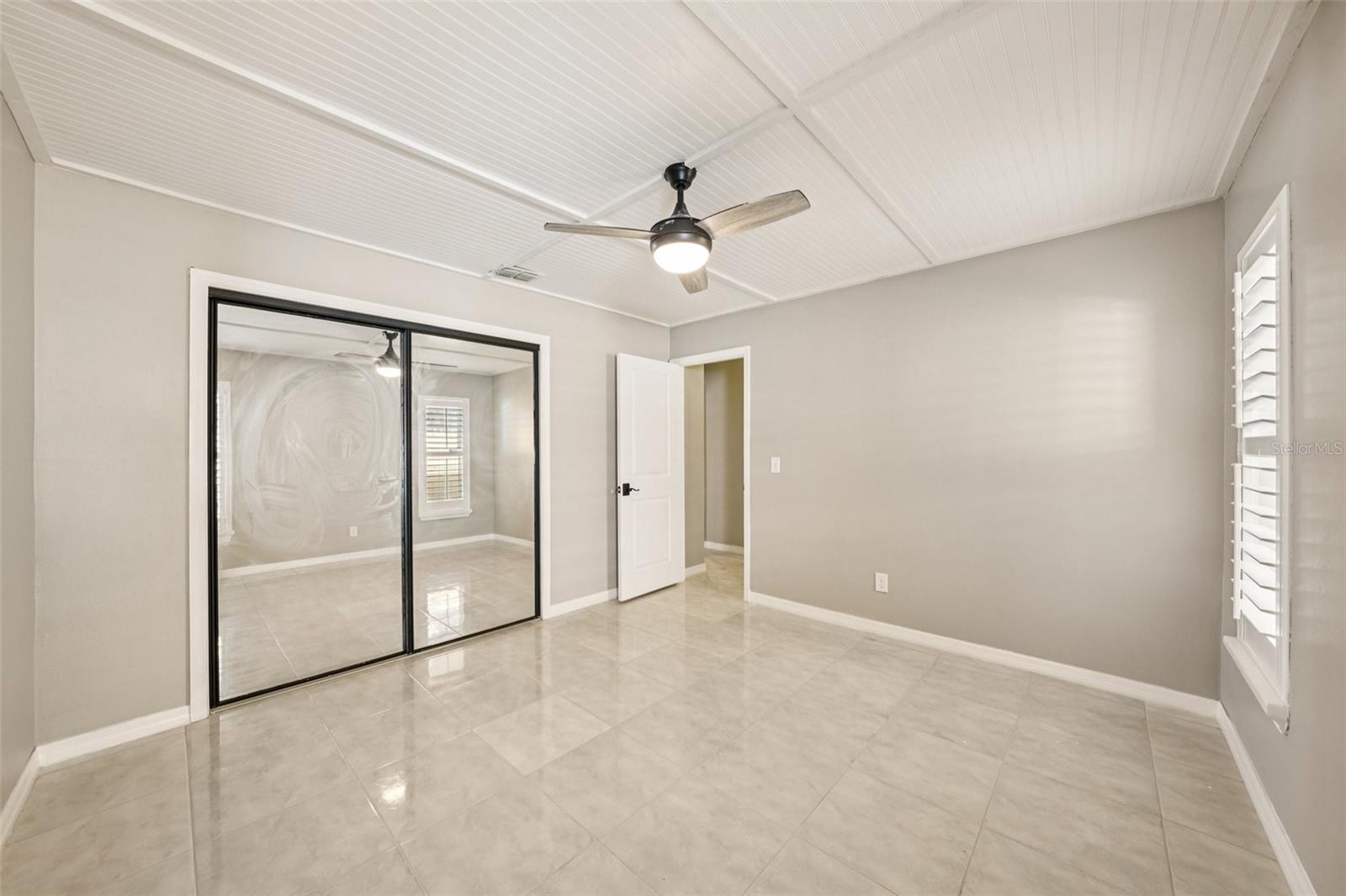 Image 19 of 24 For 9909 San Diego Way