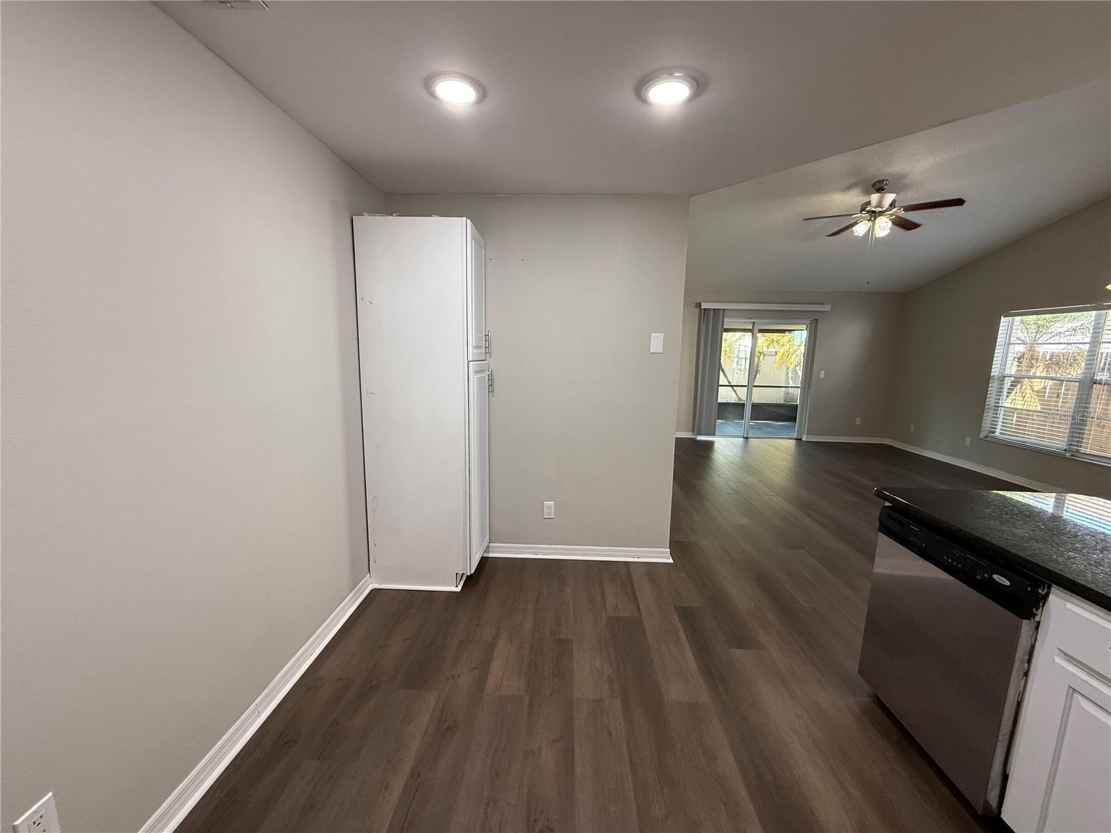 Image 9 of 30 For 1337 Coolmont Drive