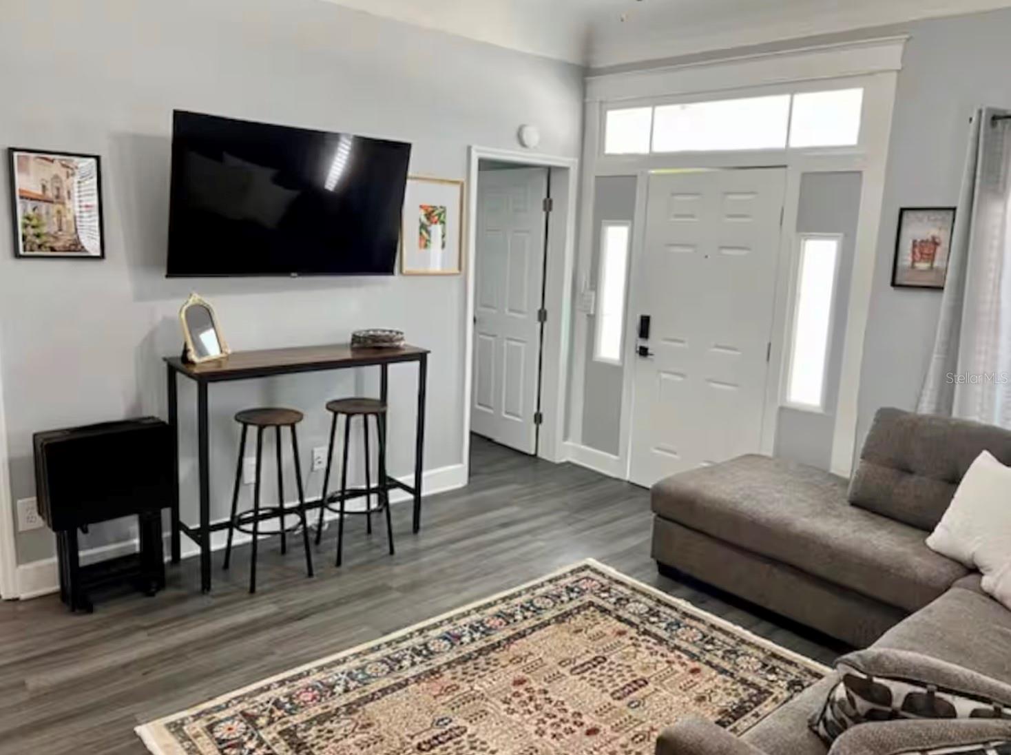 Image 3 of 10 For 2510 Main Street A