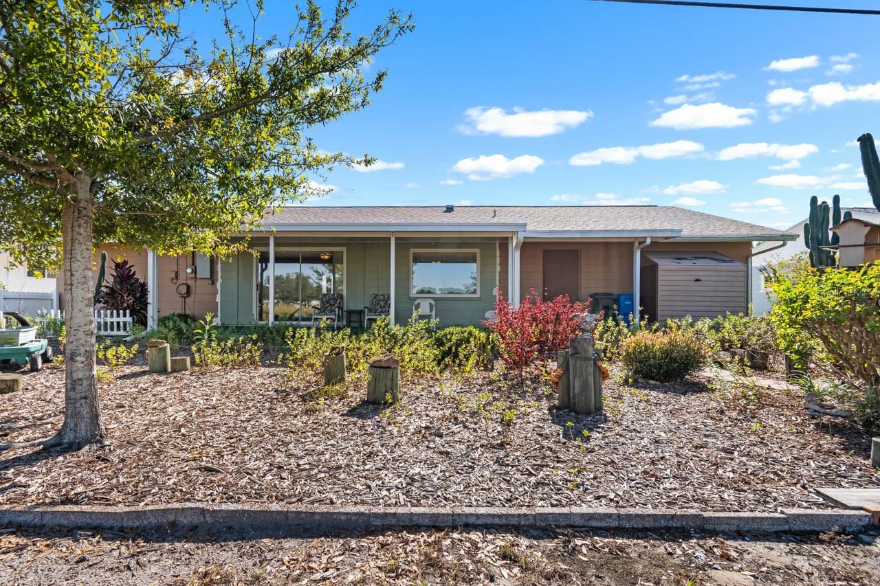 Image 40 of 80 For 829 Fox Hills Drive