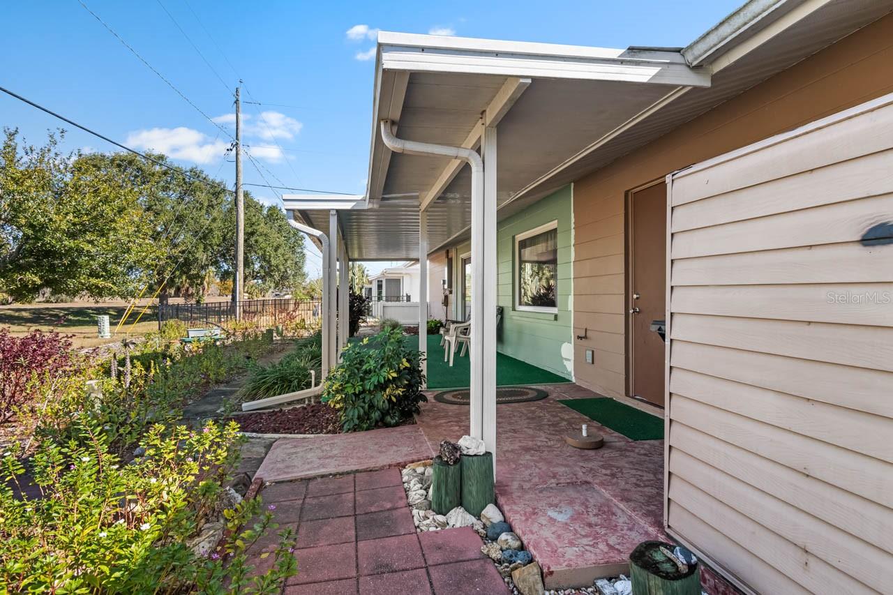 Image 42 of 80 For 829 Fox Hills Drive