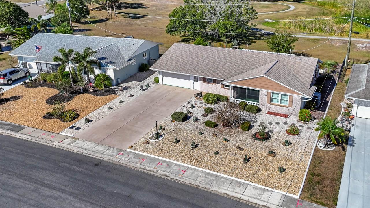 Image 51 of 80 For 829 Fox Hills Drive