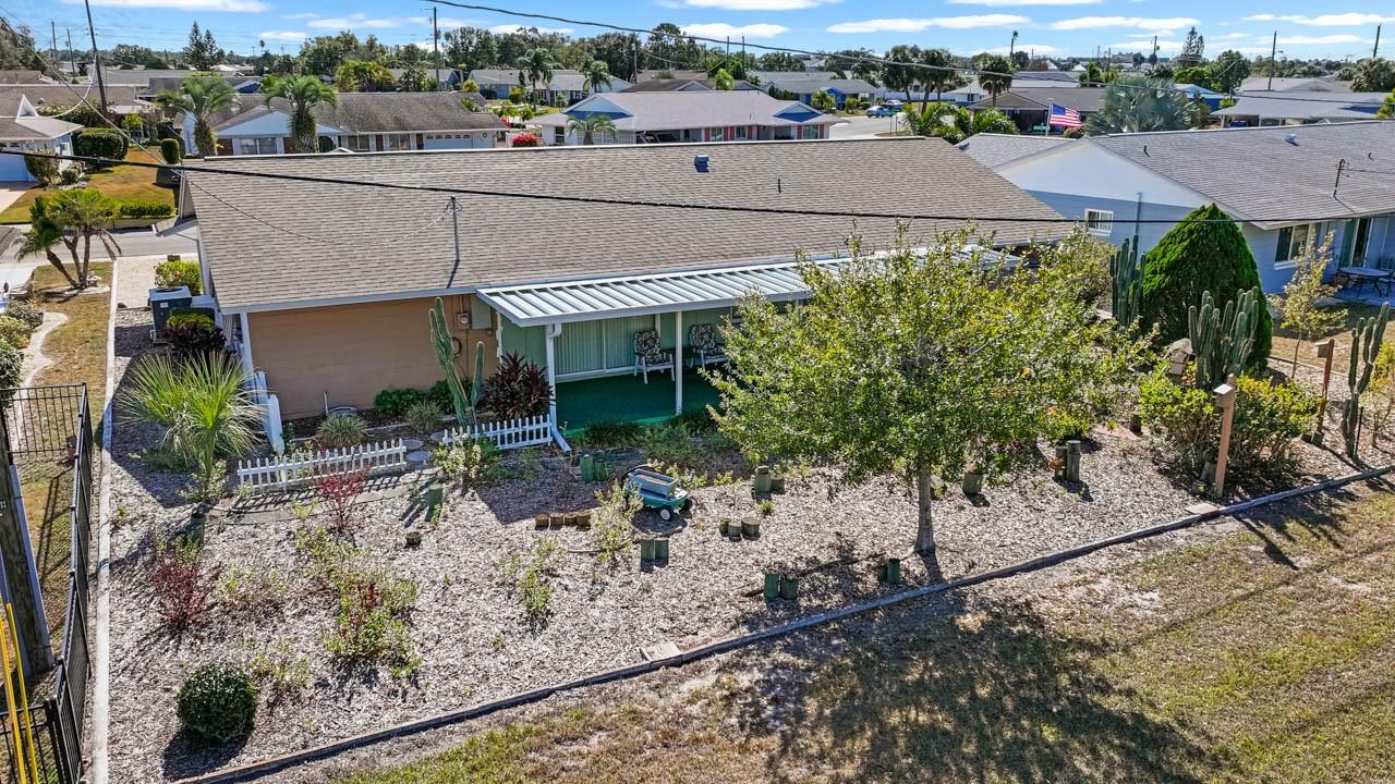 Image 58 of 80 For 829 Fox Hills Drive