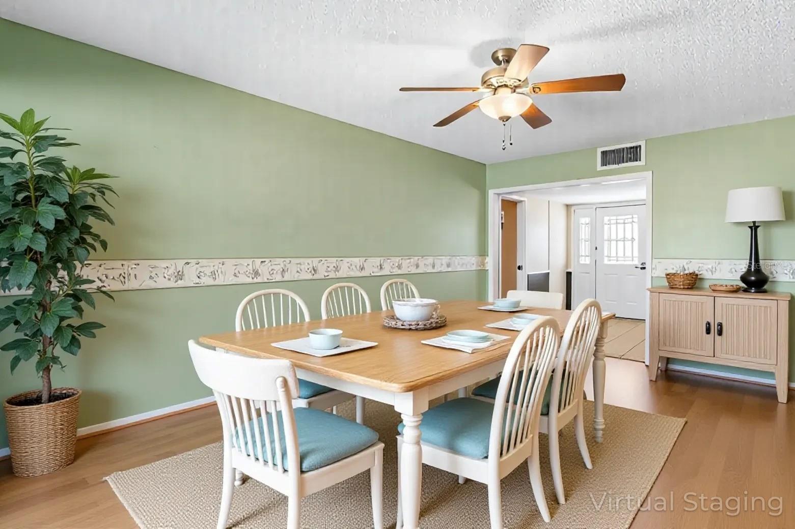 Image 6 of 80 For 829 Fox Hills Drive