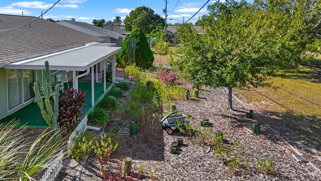 Image 62 of 80 For 829 Fox Hills Drive