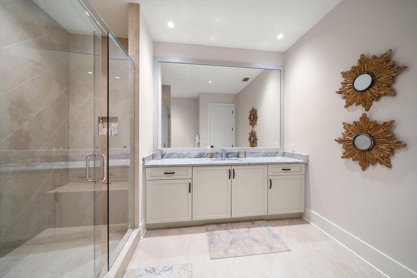 Image 33 of 79 For 8 Palm Terrace 605